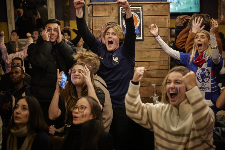 FANZO Names the 25 Best Places to Watch the World Cup in America